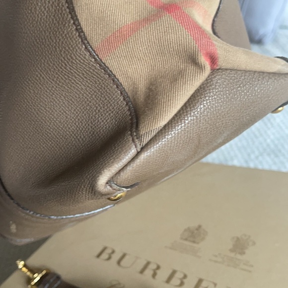 💯 Authentic Burberry baby bag - Picture 4 of 7